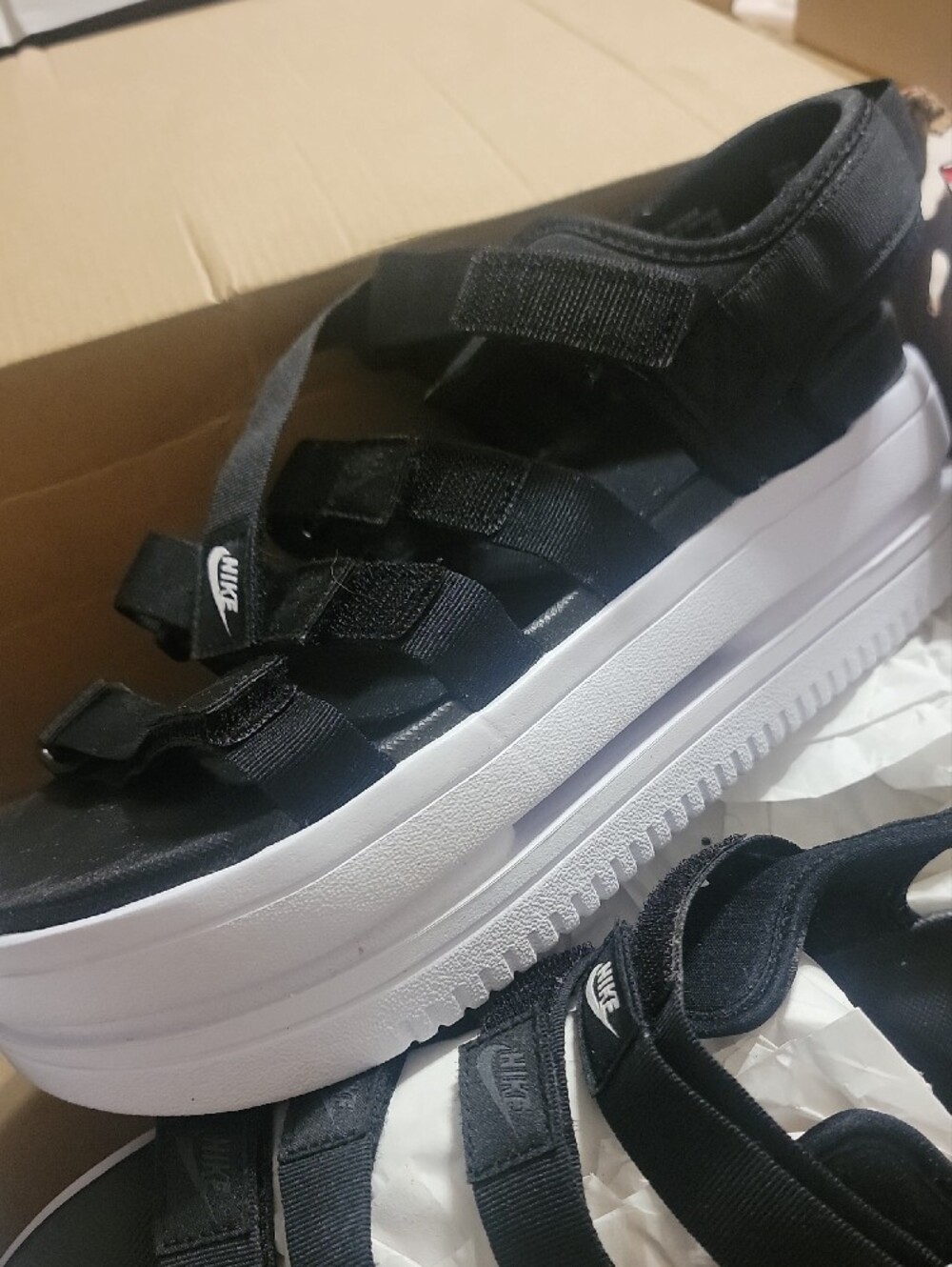 Nike Black Strap Platform Sandals with White Sole - Picture 4 of 9